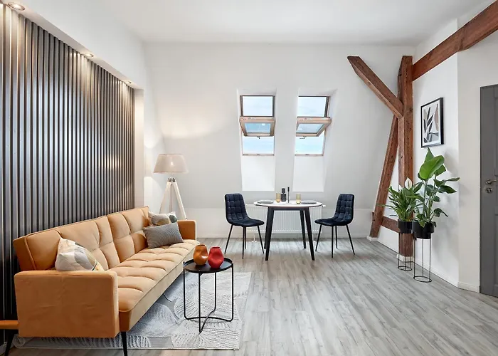 Rentplanet - Piaskowa דירה